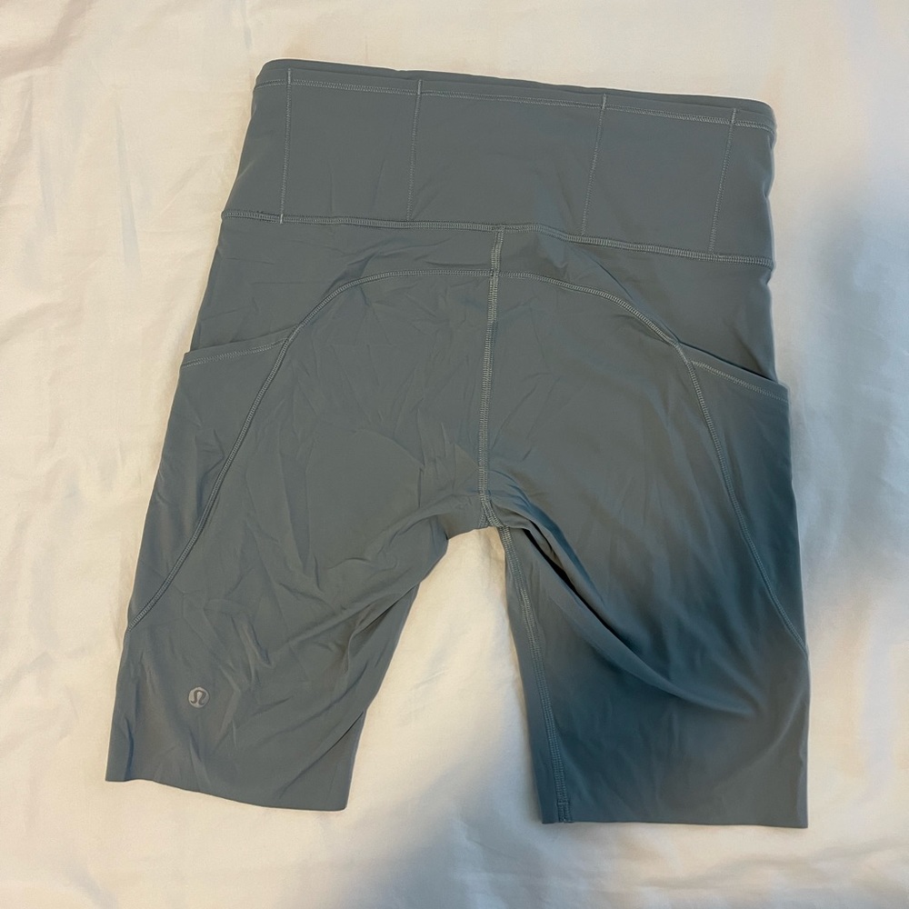 lululemon blue biker shorts